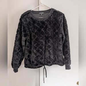 Steve Madden Black Fuzzy Sweatshirt Size Medium